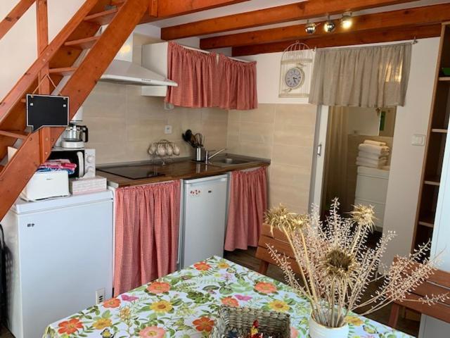 APPARTEMENT LES HIRONDELLES 2KM PLAGE-WiFI-JARDIN-PARKING-DRAPS ET SERVIETTES Hendaye Exterior foto